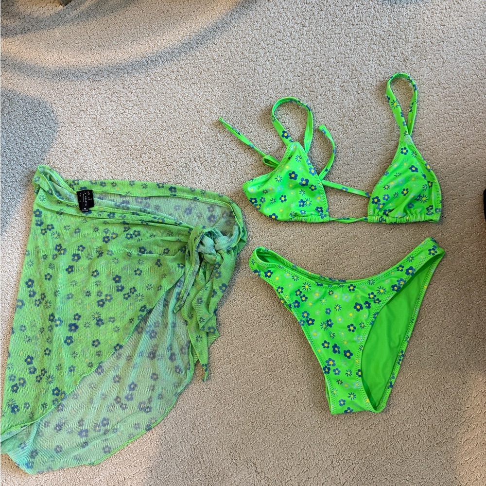 L.A. Hearts Green Floral Bikini Set